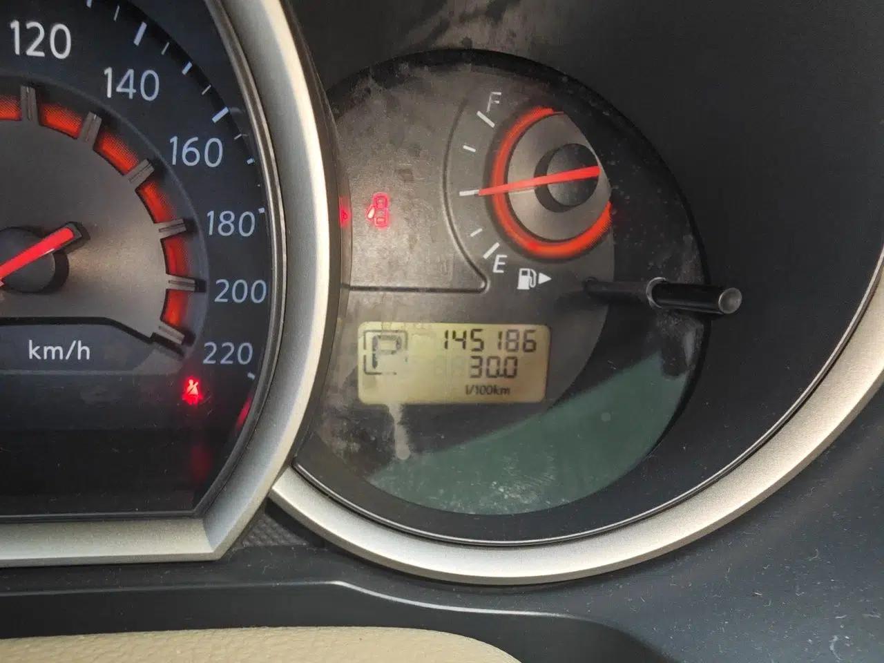 Nissan Sylphy 2012 Classic 1.6XE Automatic Comfort Edition — миниатюра 12