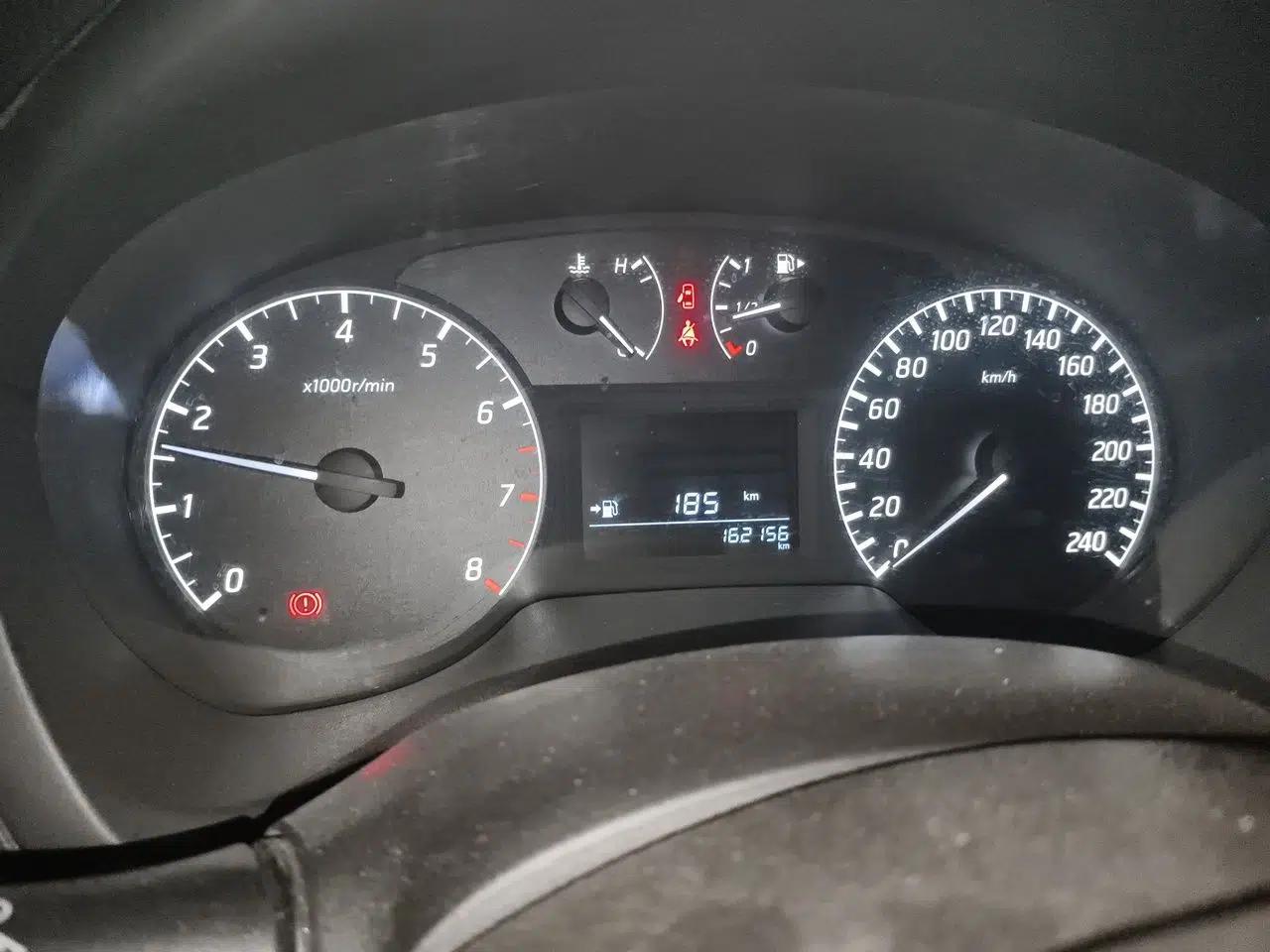 Nissan Sylphy 2012 1.6 XL Manual Luxury Edition — миниатюра 11