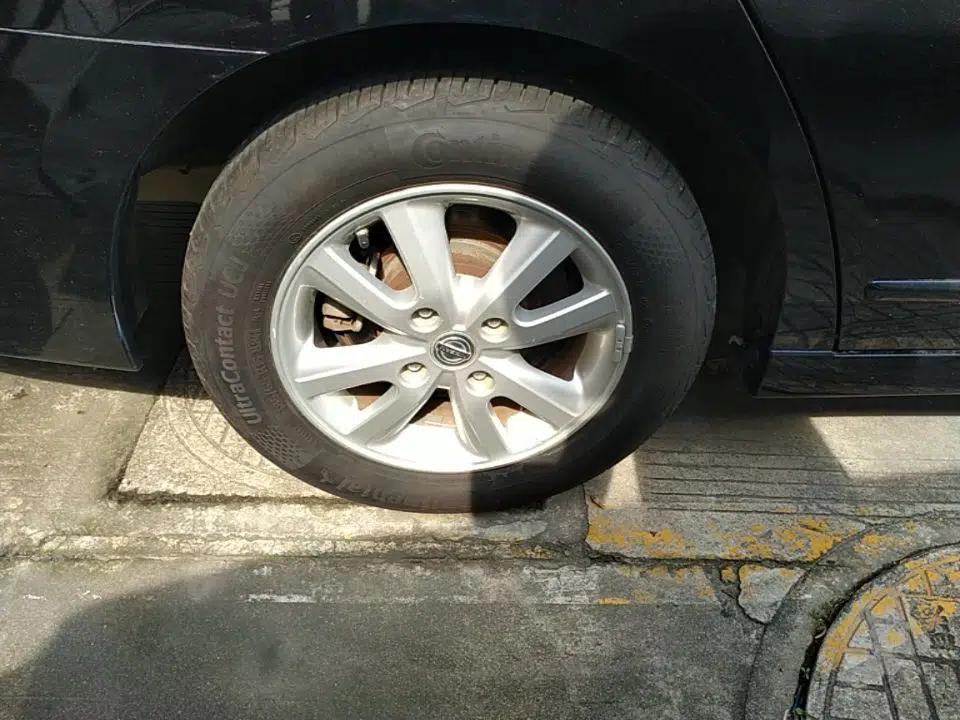 Nissan Sylphy 2019 Classic 1.6XE+ CVT SmartConnect Leading Edition — миниатюра 16