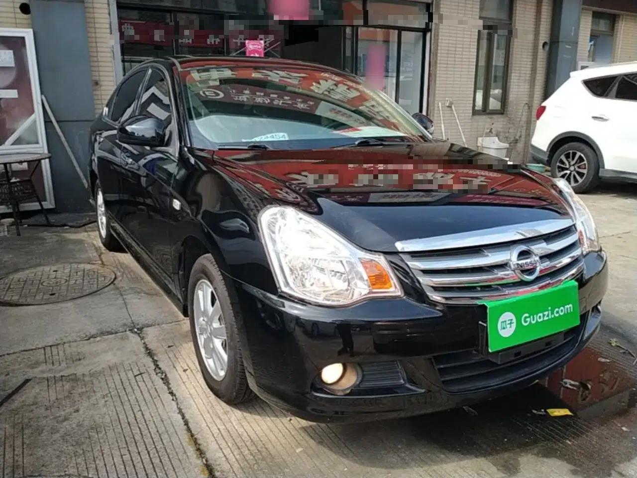 Nissan Sylphy 2019 Classic 1.6XE+ CVT SmartConnect Leading Edition — миниатюра 3