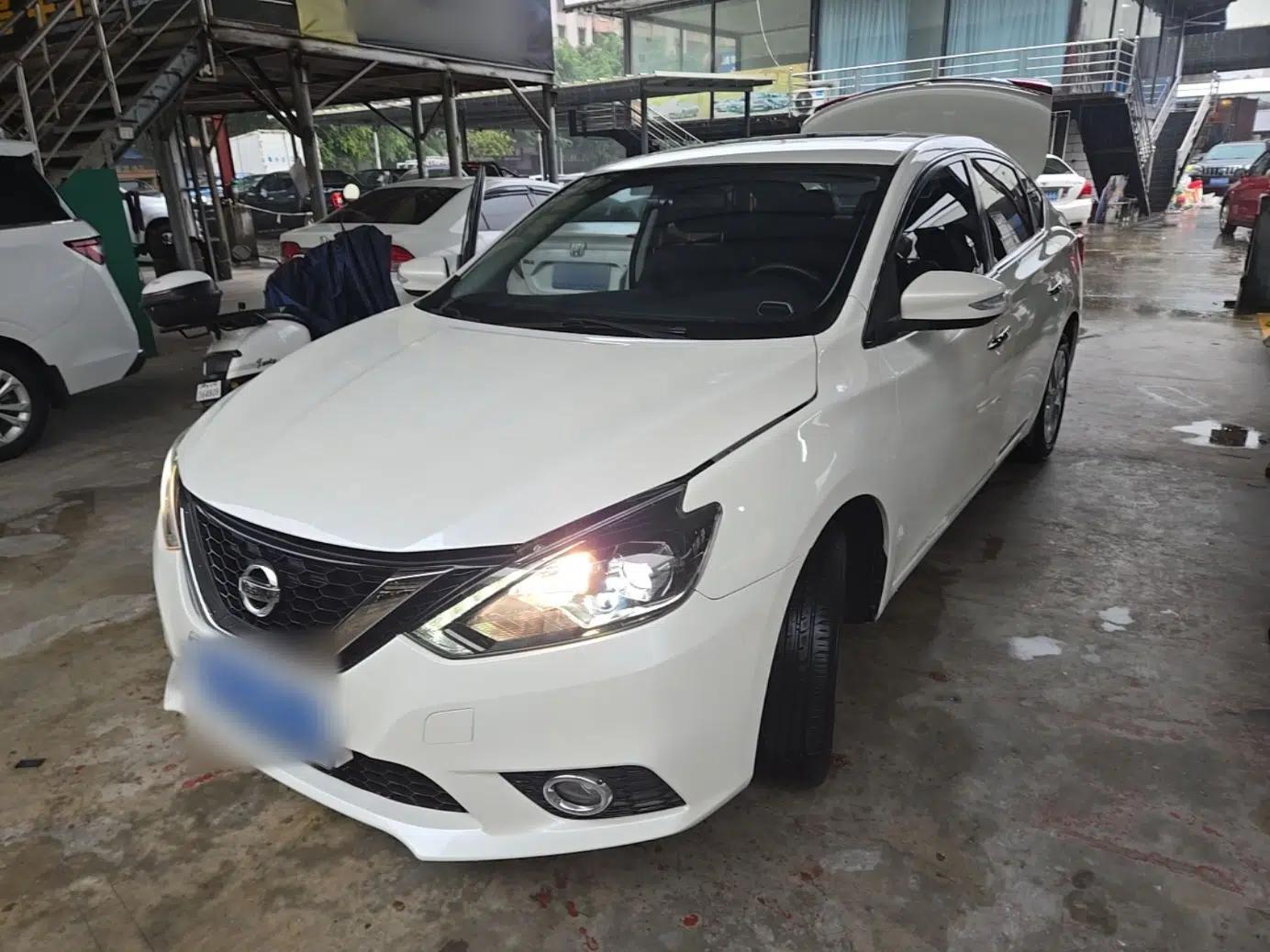 Nissan Sylphy 2019 1.6XV CVT Smart Connect Luxury Edition China VI Standard — миниатюра 1
