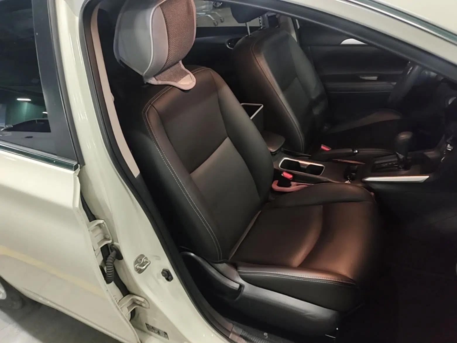 Nissan Sylphy 2019 Classic 1.6XE CVT Comfort Edition — миниатюра 19