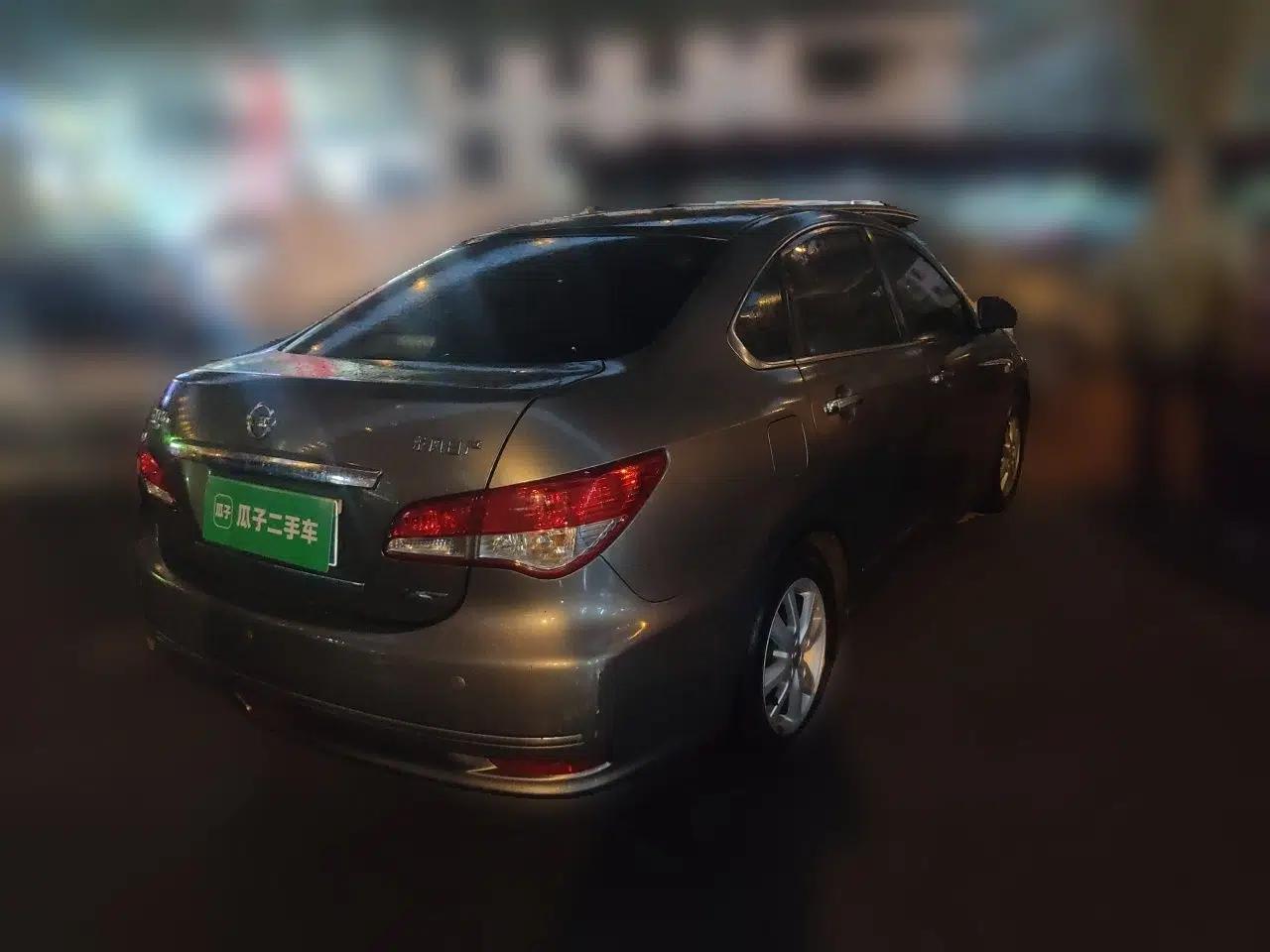 Nissan Sylphy 2019 Classic 1.6XE+ CVT SmartConnect Leading Edition — миниатюра 6