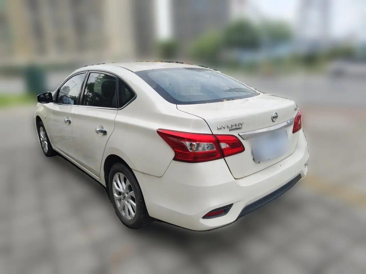 Nissan Sylphy 2019 Classic 1.6XL CVT Luxury Edition — миниатюра 4