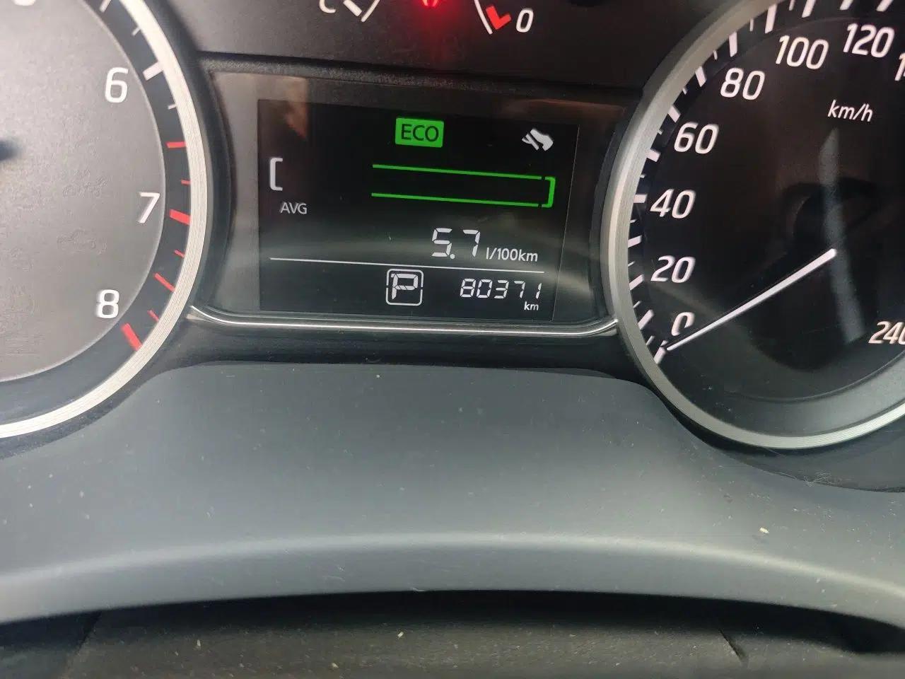 Nissan Sylphy 2018 1.6XV CVT Deluxe Edition — миниатюра 12