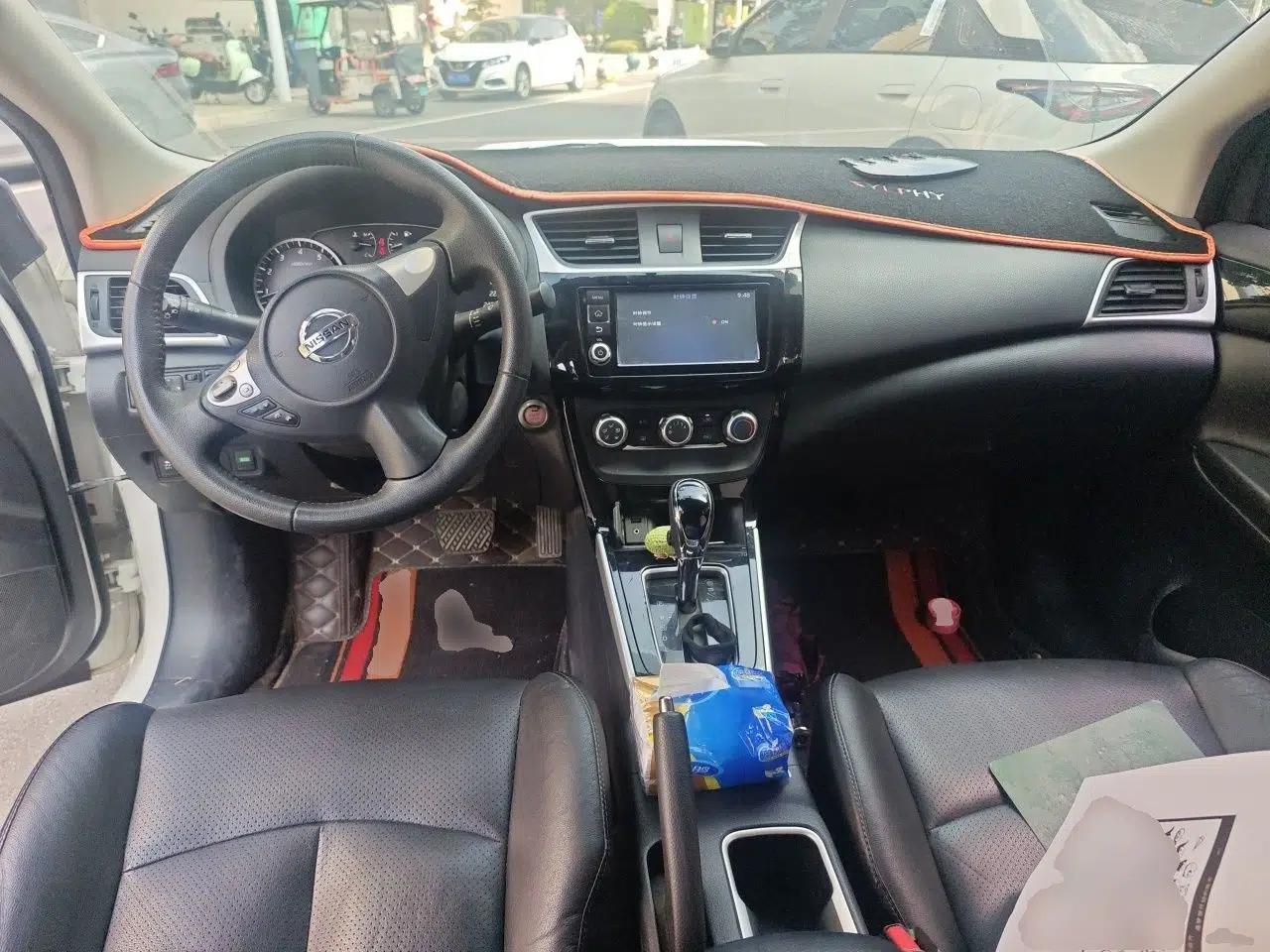 Nissan Sylphy 2018 1.6XV CVT Deluxe Edition — миниатюра 9