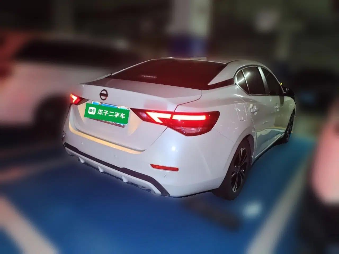Nissan Sylphy 2021 1.6L XL CVT Enjoyment Edition — миниатюра 6