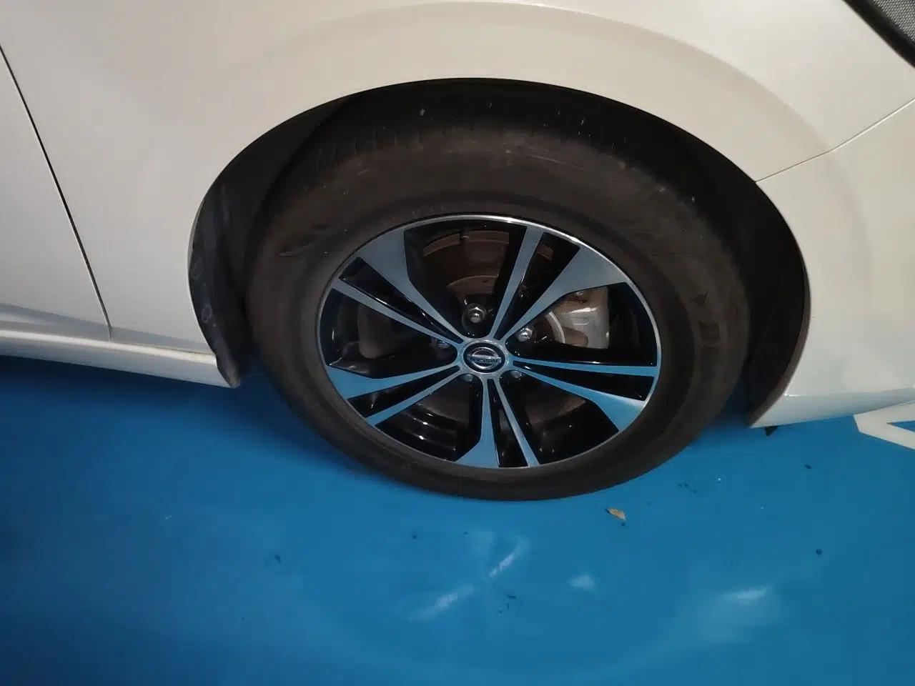 Nissan Sylphy 2021 1.6L XL CVT Enjoyment Edition — миниатюра 8