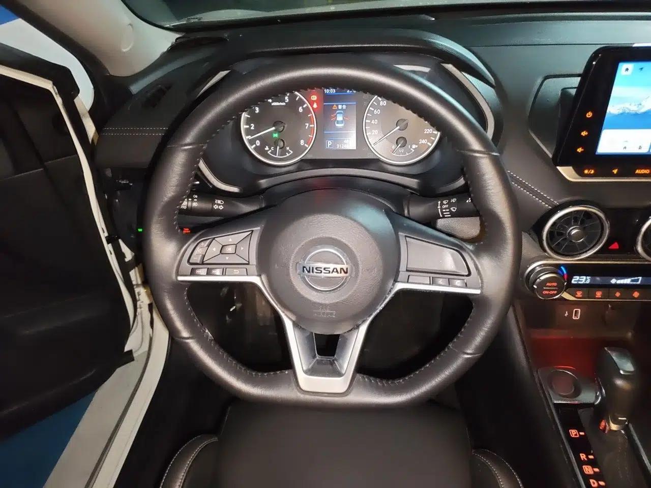 Nissan Sylphy 2021 1.6L XL CVT Enjoyment Edition — миниатюра 10