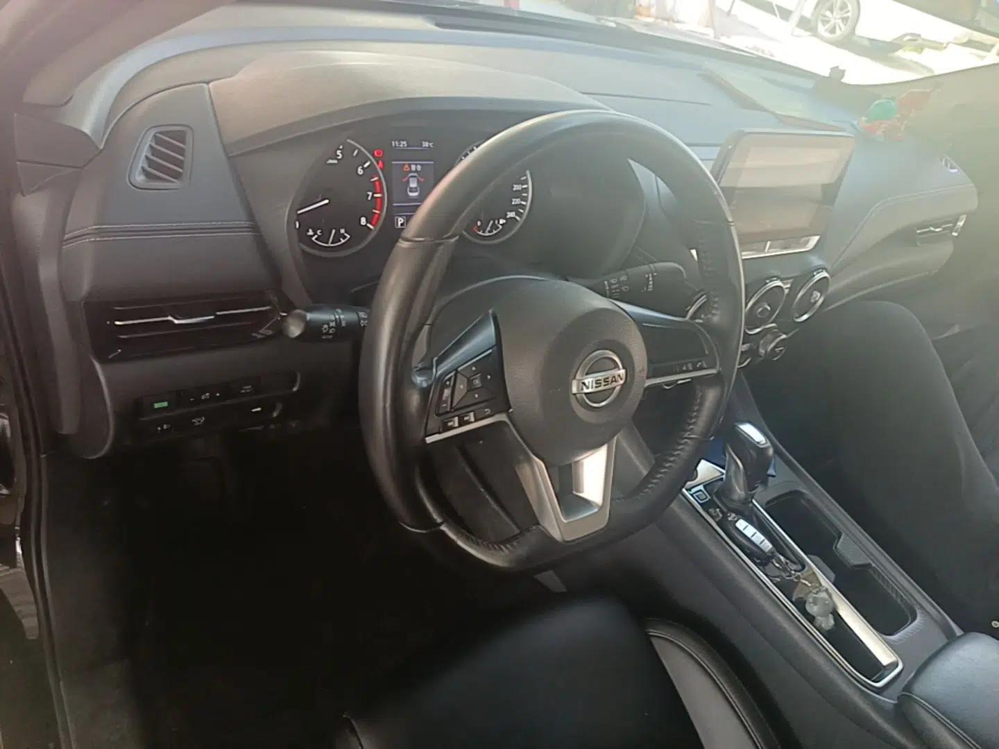 Nissan Sylphy 2021 1.6L XL CVT Enjoyment Edition — миниатюра 12