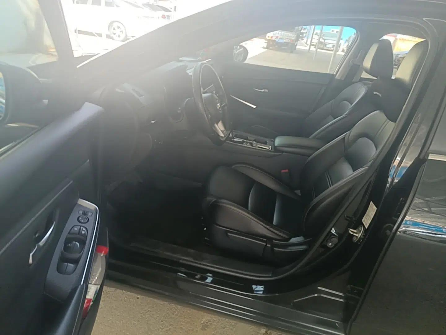 Nissan Sylphy 2021 1.6L XL CVT Enjoyment Edition — миниатюра 17