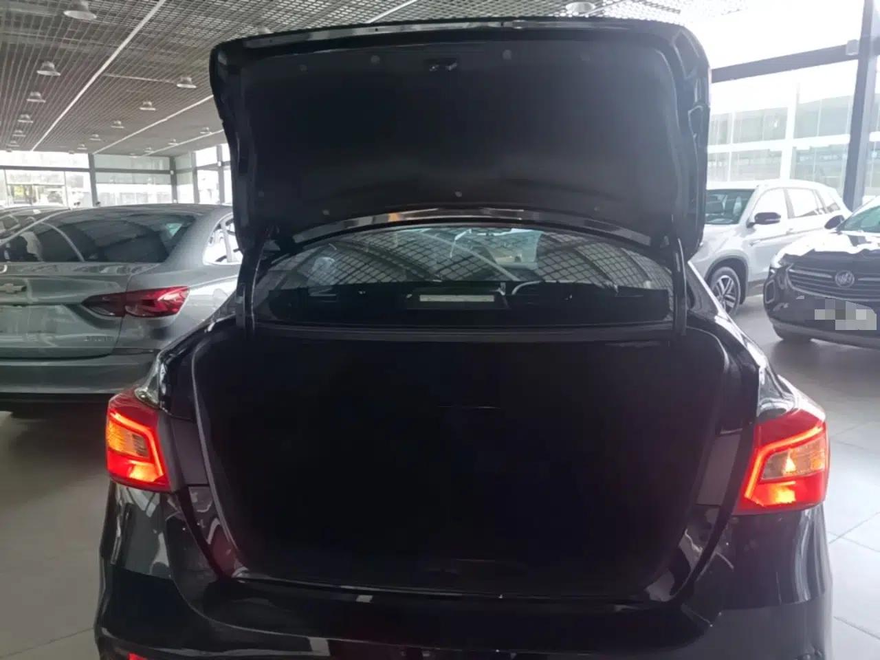 Nissan Sylphy 2022 Classic 1.6XL CVT Luxury Edition — миниатюра 22