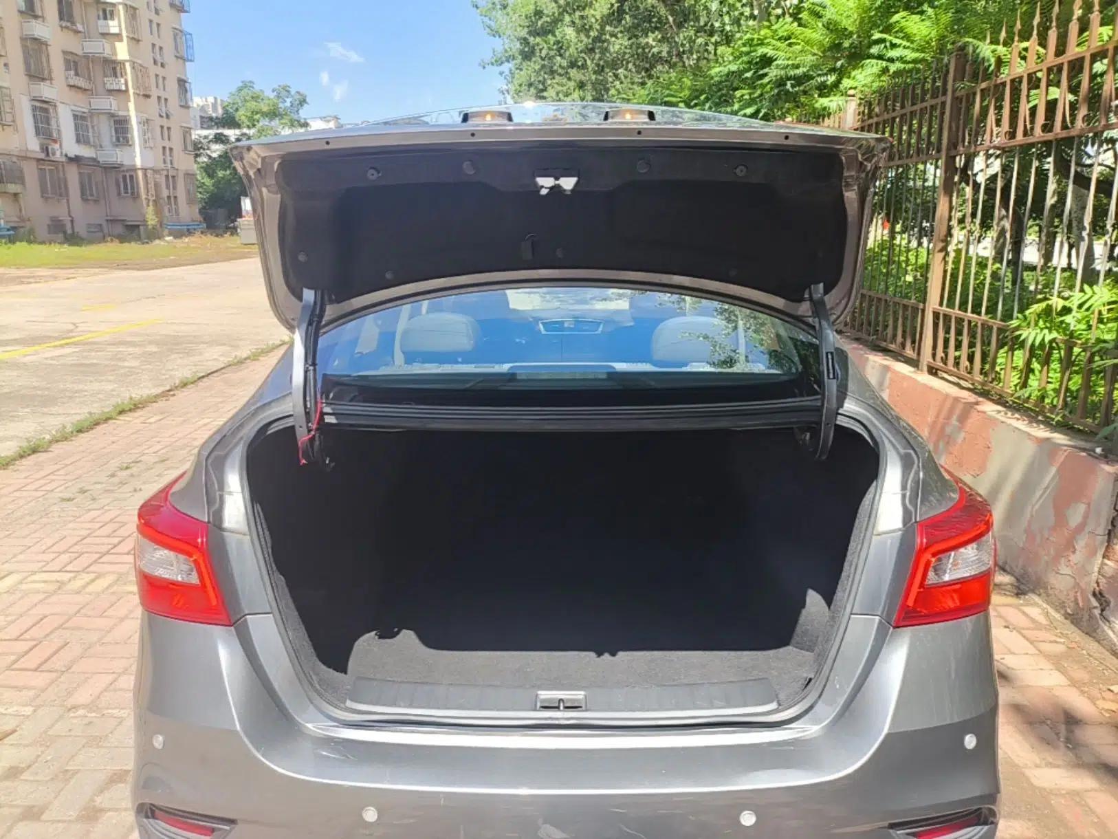 Nissan Sylphy 2022 Classic 1.6XE CVT Comfort Edition — миниатюра 22