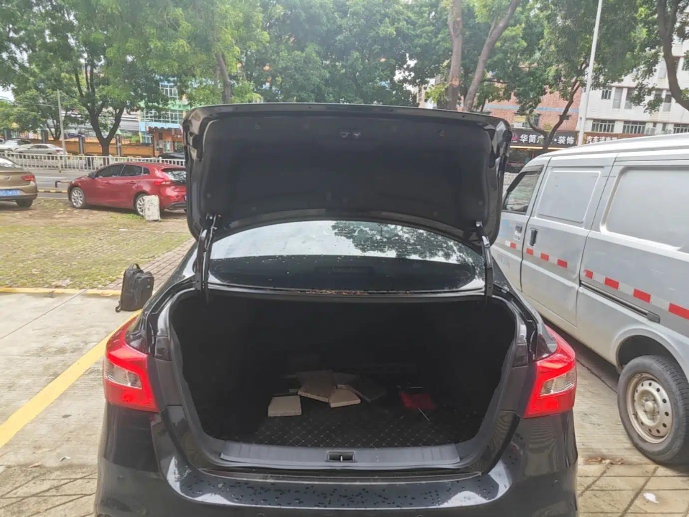 Nissan Sylphy 2022 Classic 1.6XE CVT Comfort Edition — миниатюра 22