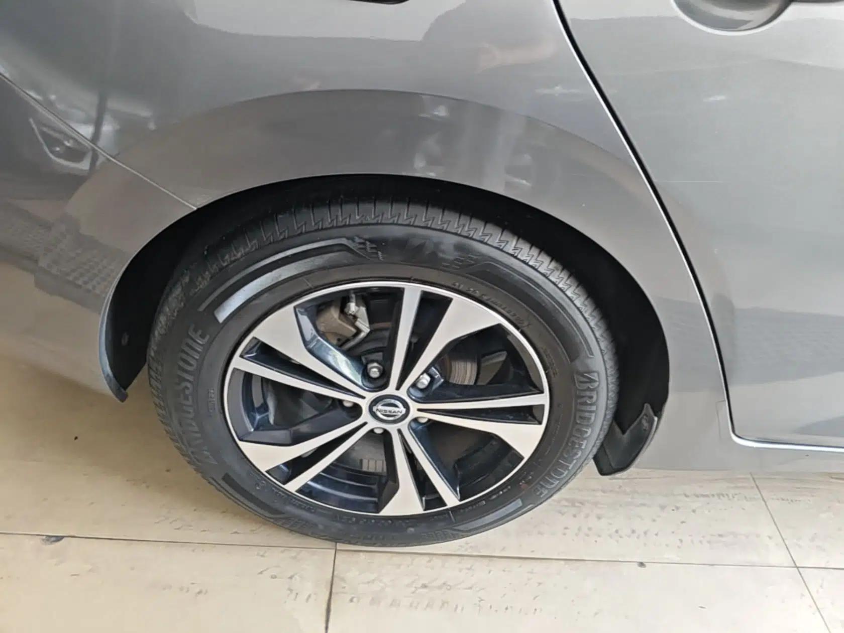 Nissan Sylphy 2021 1.6L XL CVT Enjoyment Edition — миниатюра 11