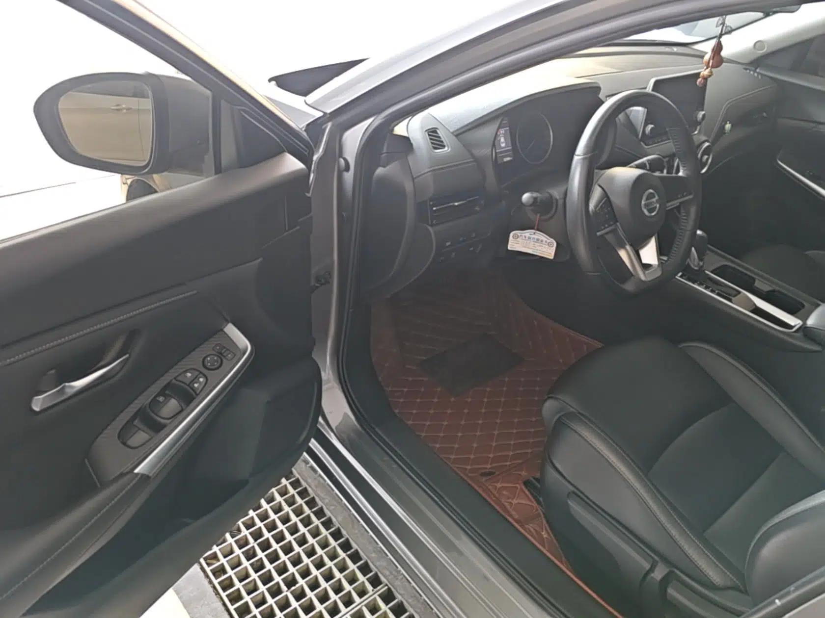 Nissan Sylphy 2021 1.6L XL CVT Enjoyment Edition — миниатюра 18