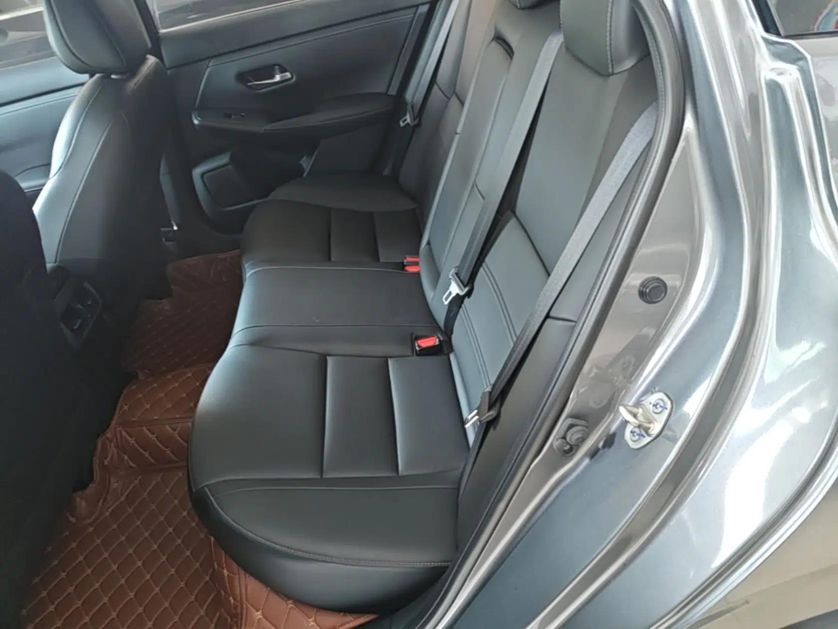 Nissan Sylphy 2021 1.6L XL CVT Enjoyment Edition — миниатюра 20