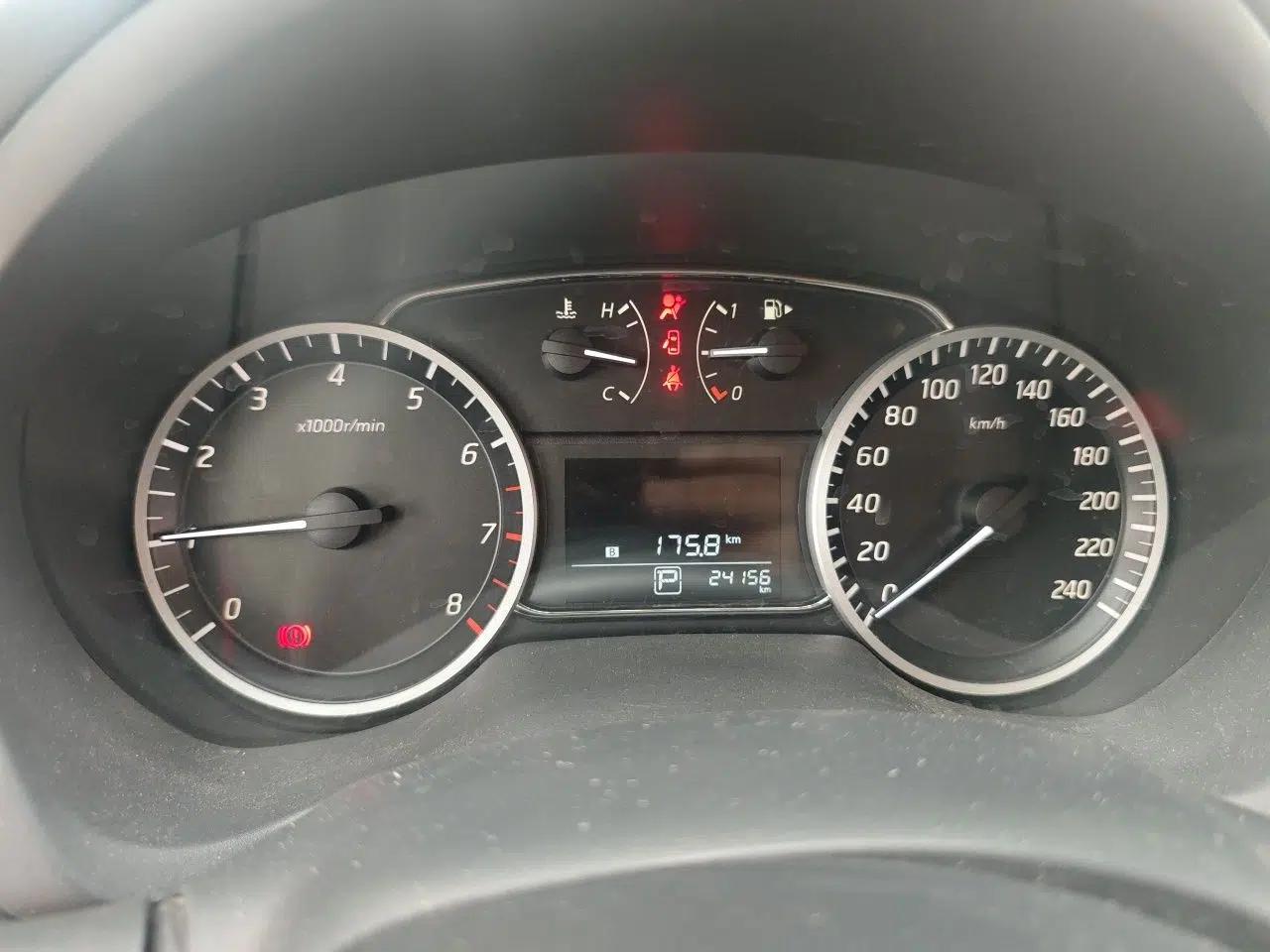 Nissan Sylphy 2024 Classic 1.6XE CVT Comfort Edition — миниатюра 11