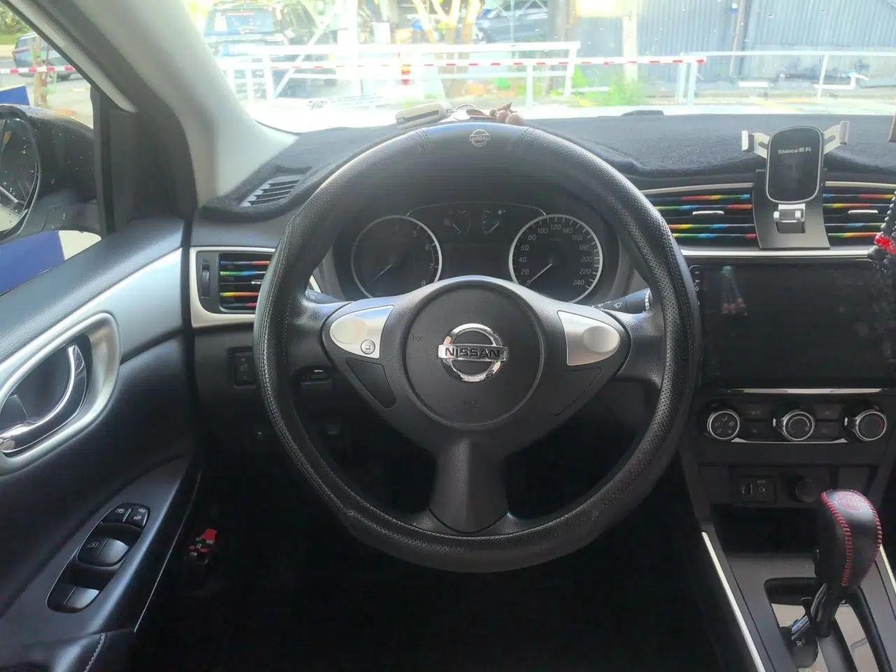 Nissan Sylphy 2023 1.6L CVT Comfort Edition — миниатюра 10