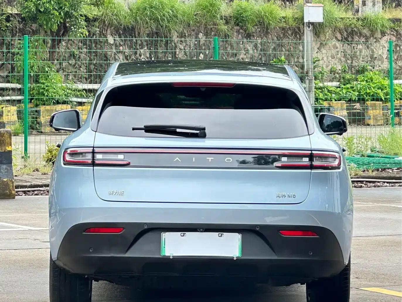 Wenjie M5 2023 Extended Range 4WD Intelligent Driving Edition — миниатюра 19
