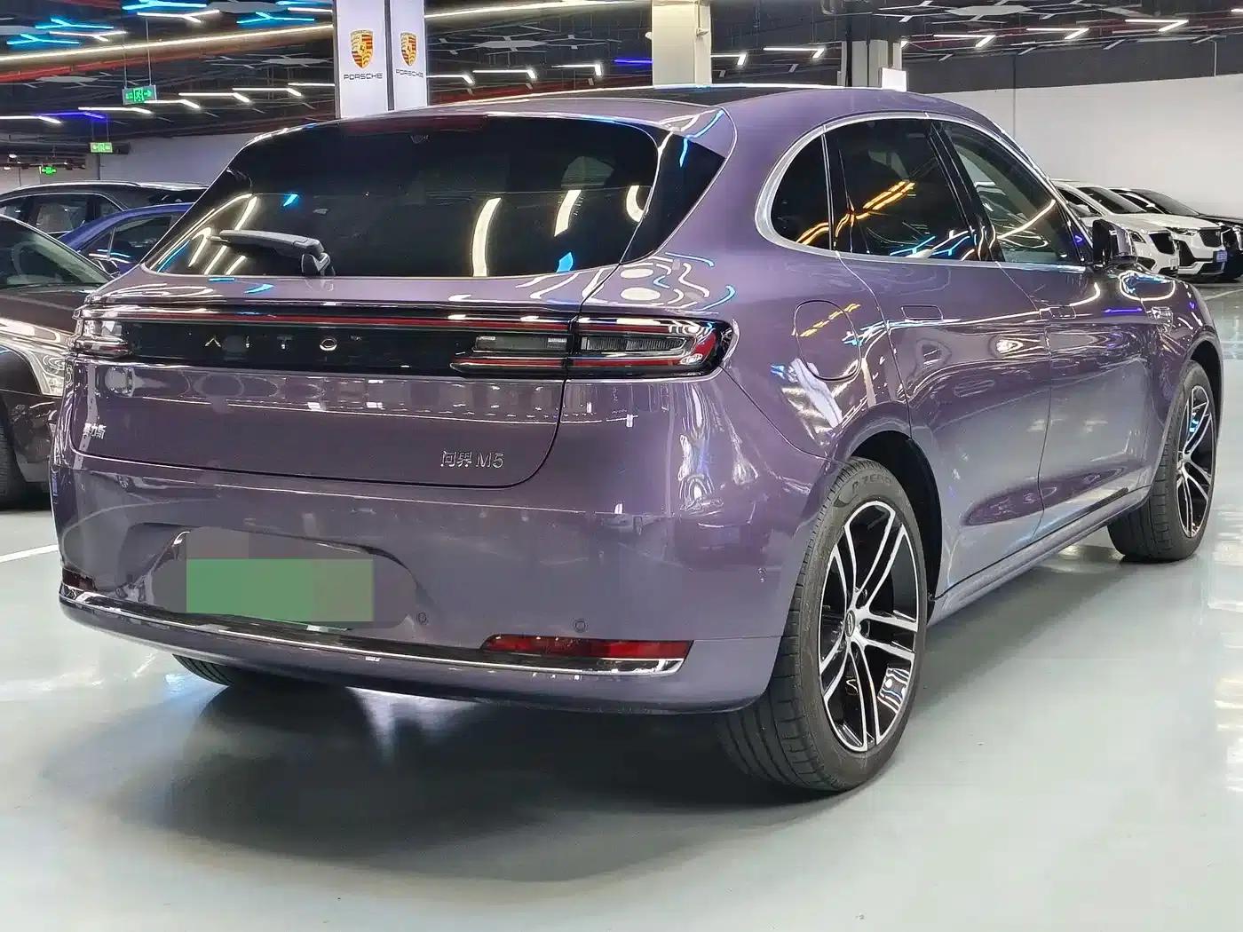 Wenjie M5 2025 Extended Range Ultra 4WD — миниатюра 18