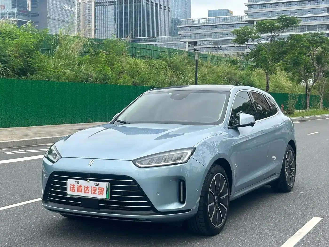Wenjie M5 2022 Extended Range 4WD Flagship Edition — миниатюра 1