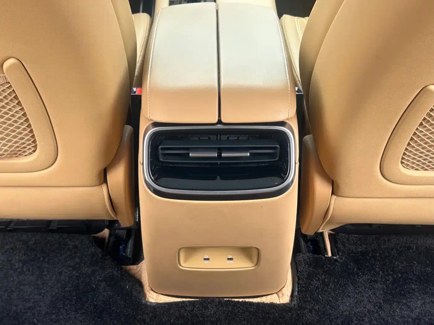 Wenjie M5 2022 Extended Range 4WD Flagship Edition — миниатюра 12