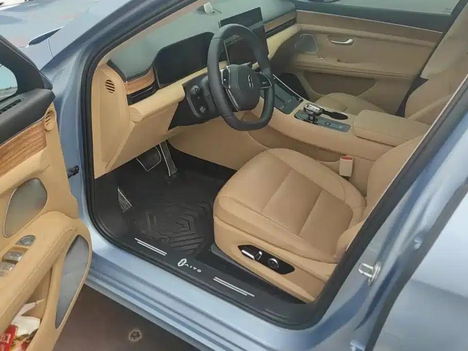 Wenjie M5 2023 Extended Range AWD Standard Edition — миниатюра 9