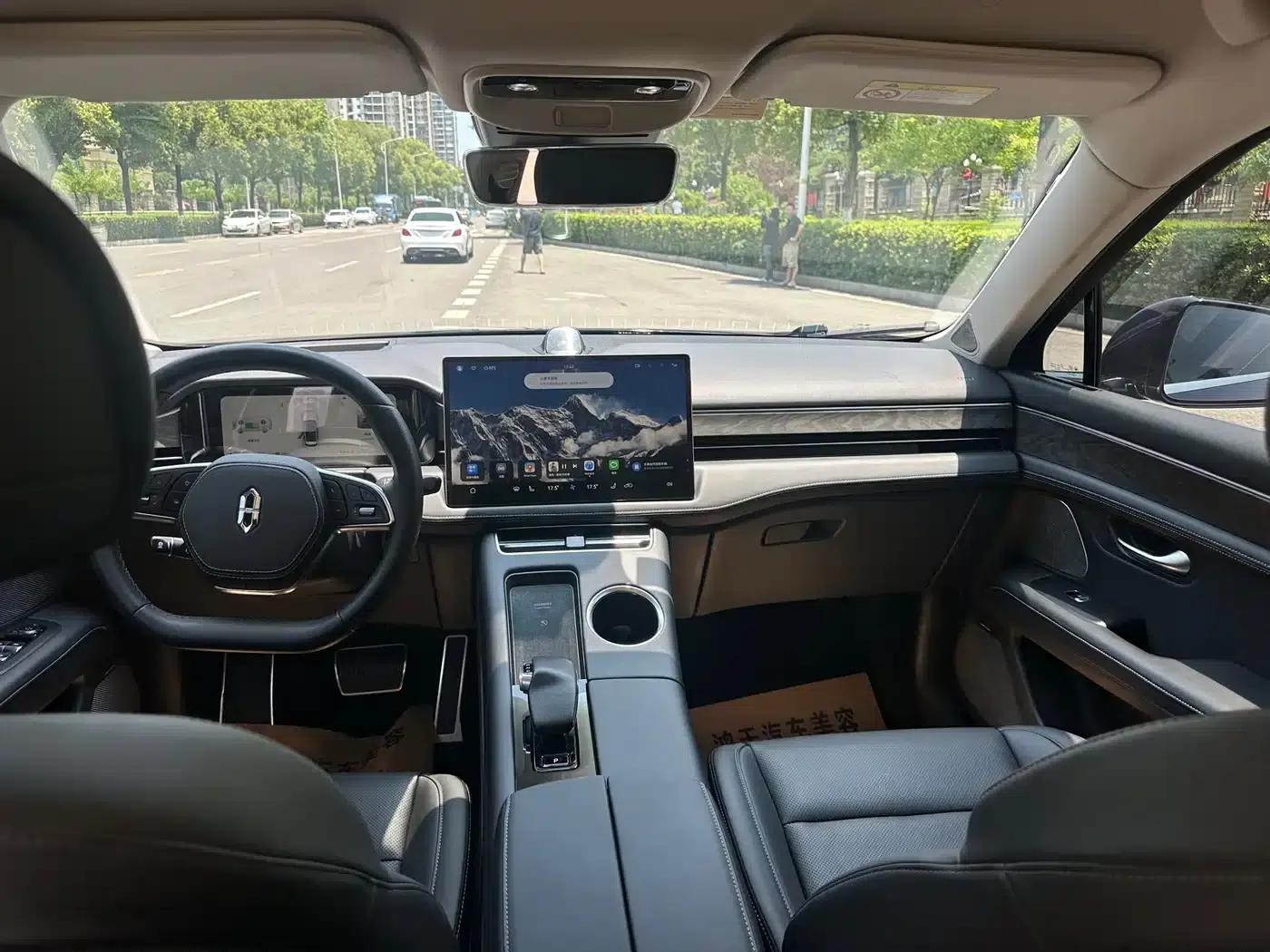 Wenjie M5 2022 Extended Range 4WD Flagship Edition — миниатюра 6