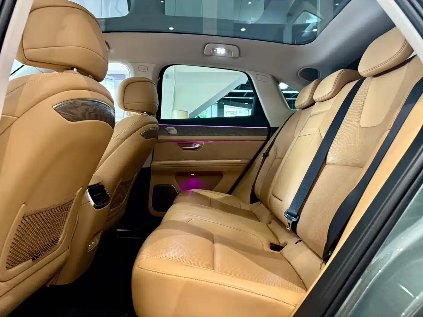 Wenjie M5 2022 Extended Range 4WD Flagship Edition — миниатюра 6