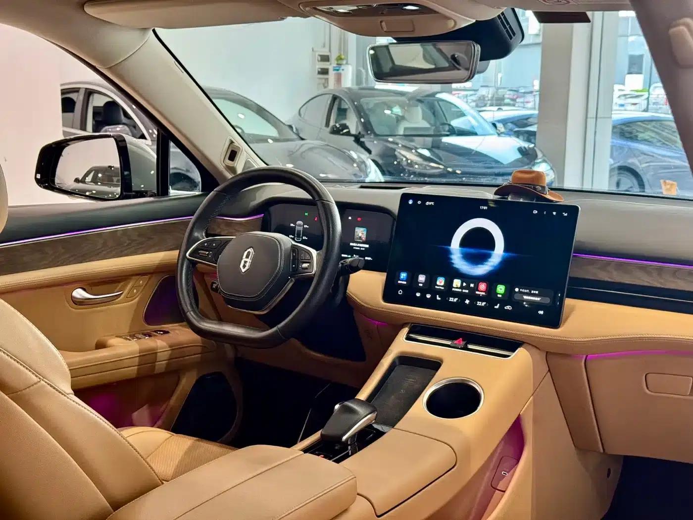 Wenjie M5 2022 Extended Range 4WD Flagship Edition — миниатюра 8