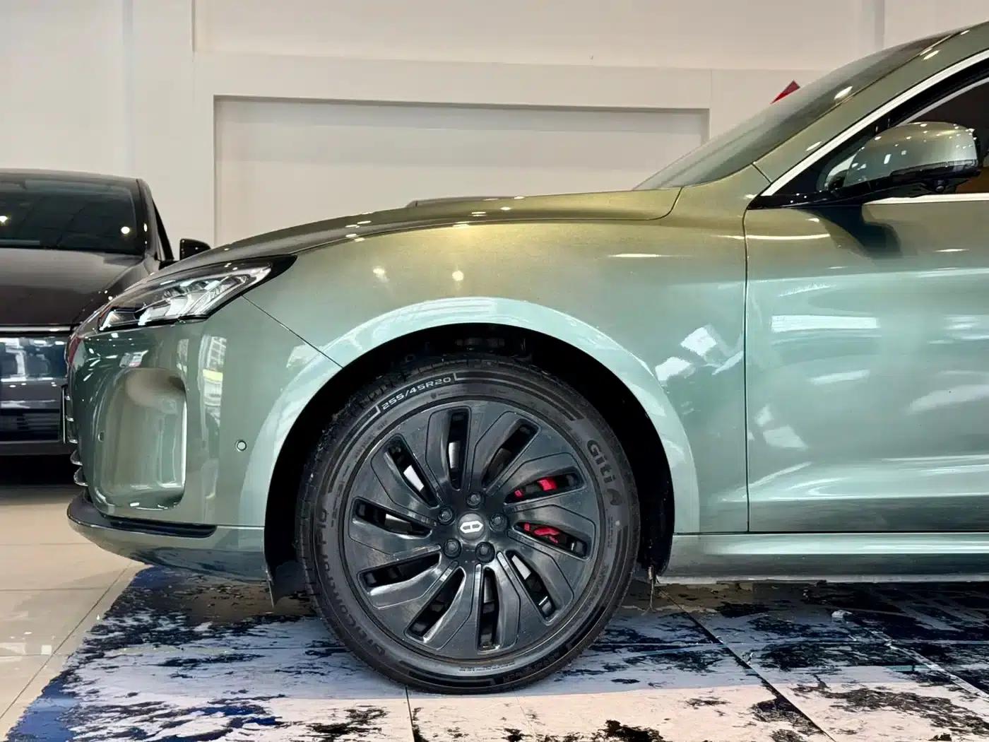 Wenjie M5 2022 Extended Range 4WD Flagship Edition — миниатюра 10