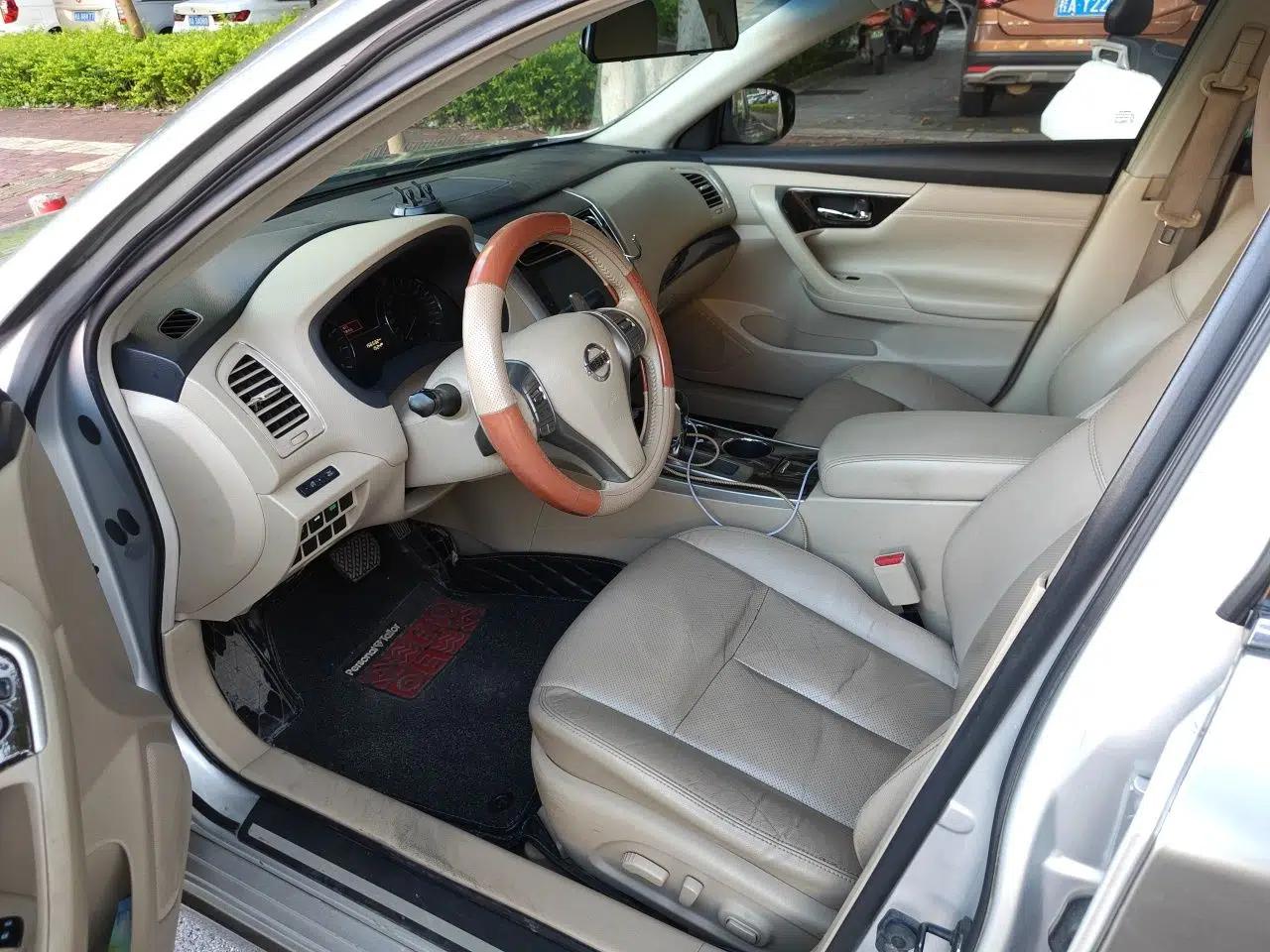 Nissan Teana 2015 2.5L XL-NAVI Tech Champions League Smart Enjoyment Edition — миниатюра 16