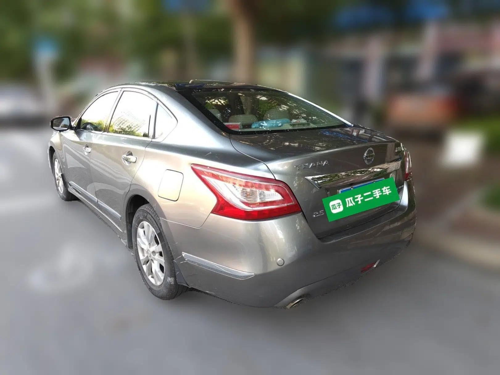 Nissan Teana 2015 2.5L XL-NAVI Tech Champions League Smart Enjoyment Edition — миниатюра 4