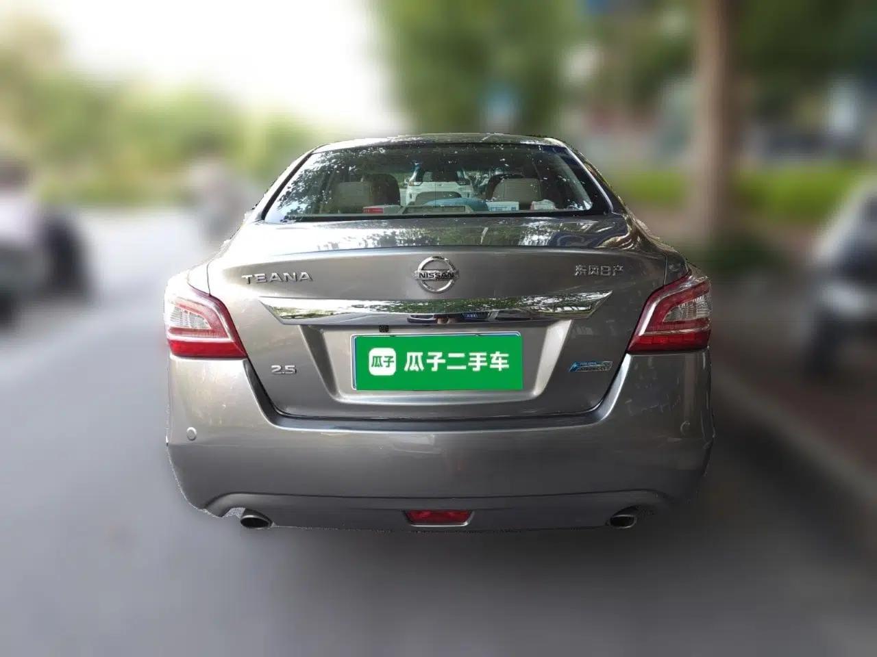 Nissan Teana 2015 2.5L XL-NAVI Tech Champions League Smart Enjoyment Edition — миниатюра 5