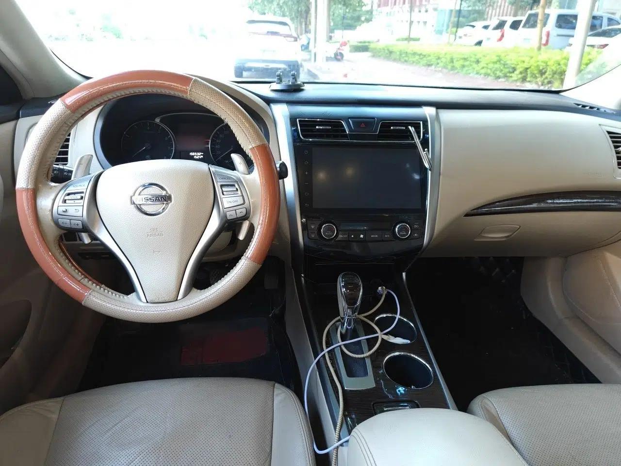 Nissan Teana 2015 2.5L XL-NAVI Tech Champions League Smart Enjoyment Edition — миниатюра 9