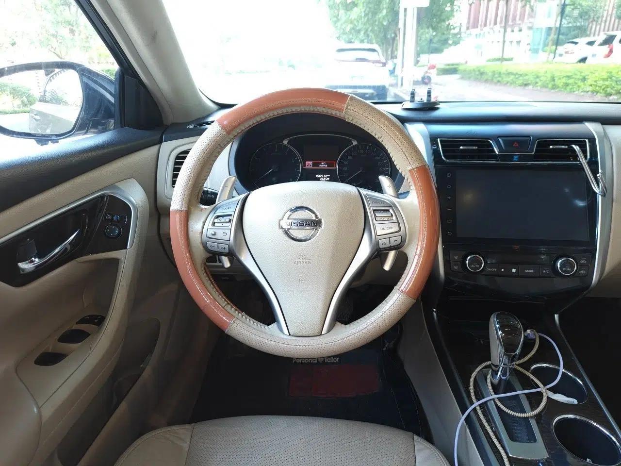 Nissan Teana 2015 2.5L XL-NAVI Tech Champions League Smart Enjoyment Edition — миниатюра 10