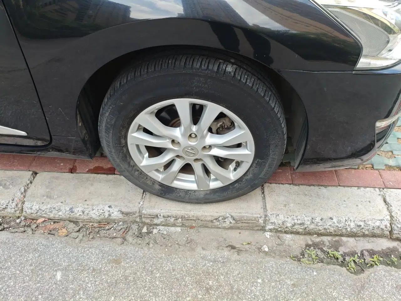 Nissan Teana 2013 2.0L XL Comfort Edition — миниатюра 8