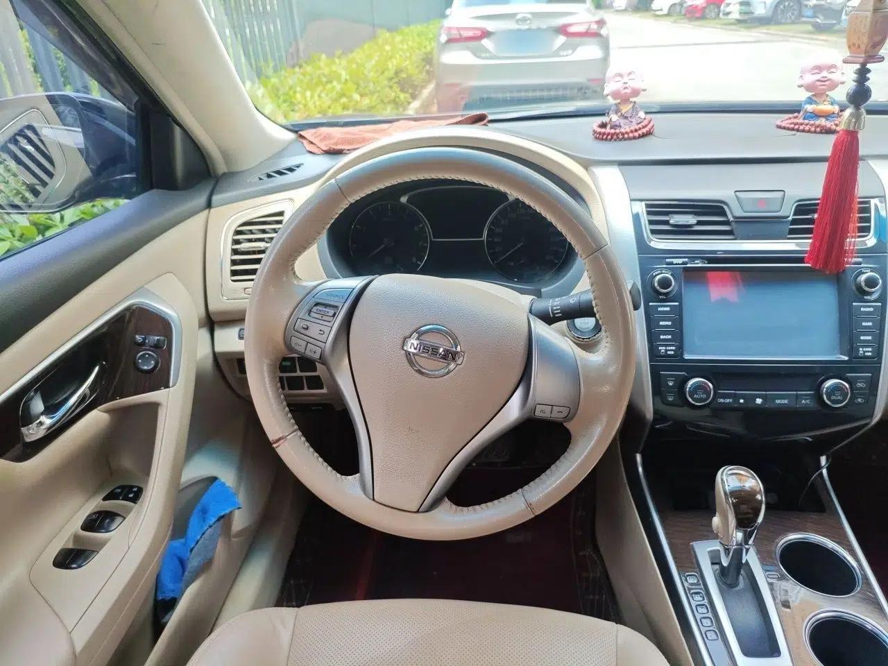 Nissan Teana 2013 2.0L XL Comfort Edition — миниатюра 9