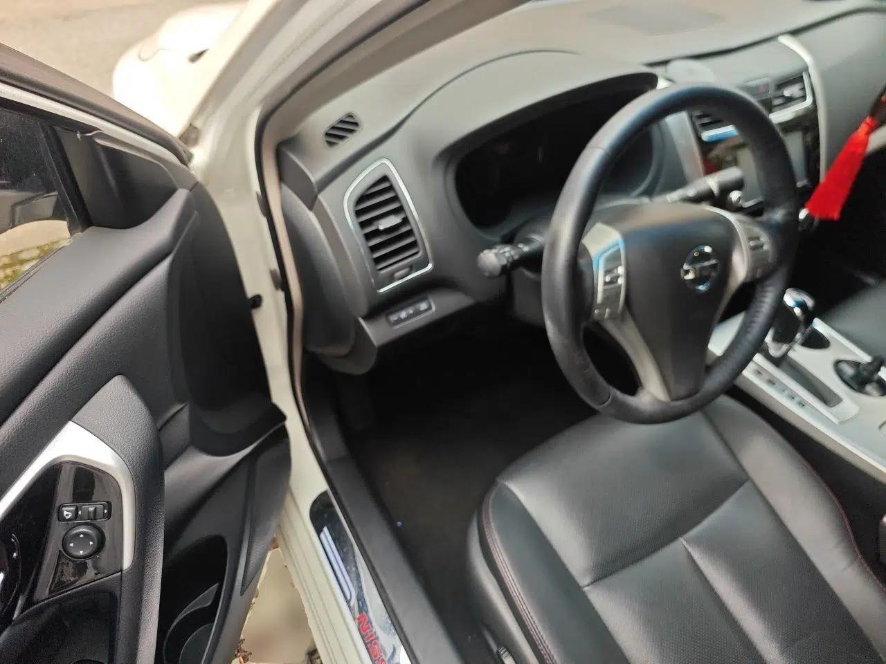 Nissan Teana 2016 Revised Version 2.0L XL Comfort Edition — миниатюра 16