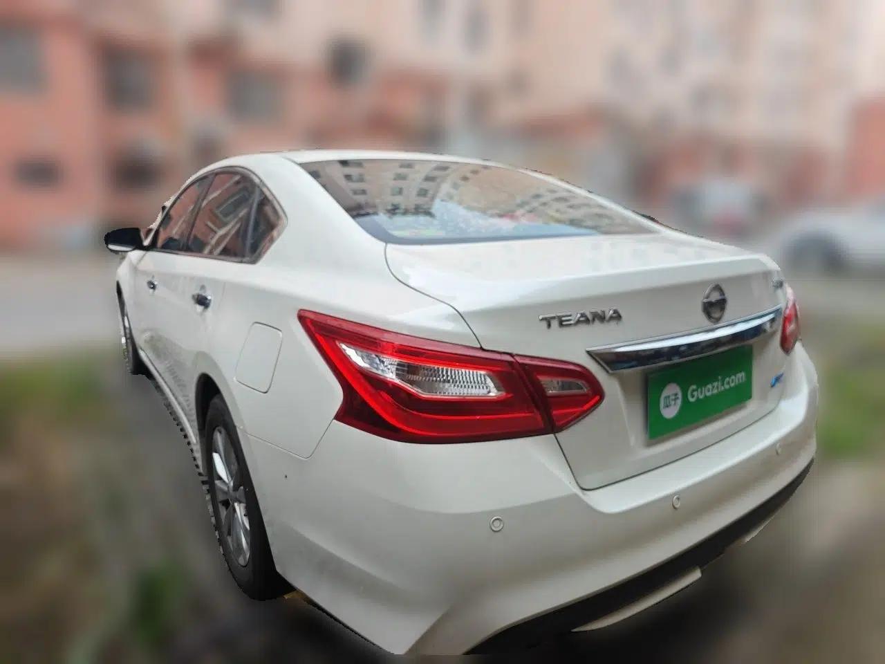 Nissan Teana 2016 Revised Version 2.0L XL Comfort Edition — миниатюра 4