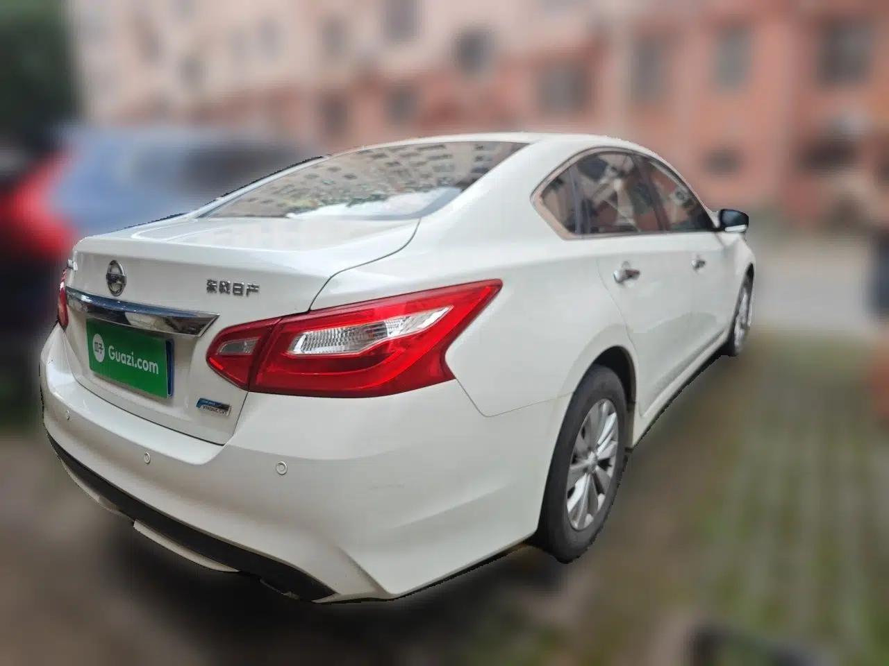 Nissan Teana 2016 Revised Version 2.0L XL Comfort Edition — миниатюра 6