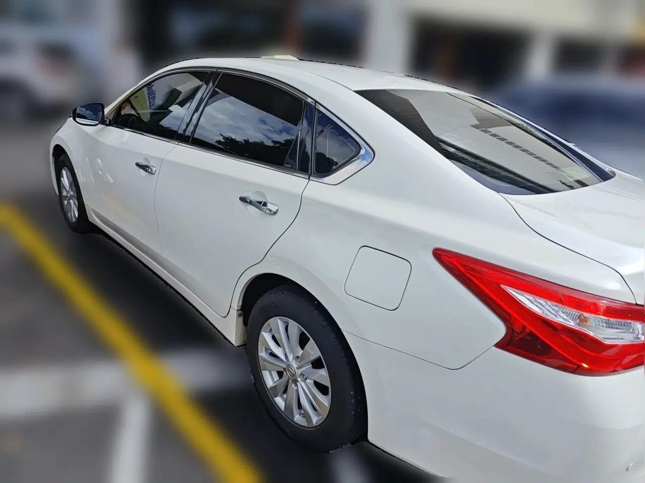 Nissan Teana 2016 2.0L XL Comfort Edition — миниатюра 4