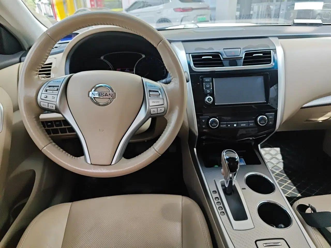 Nissan Teana 2016 2.0L XL Comfort Edition — миниатюра 9