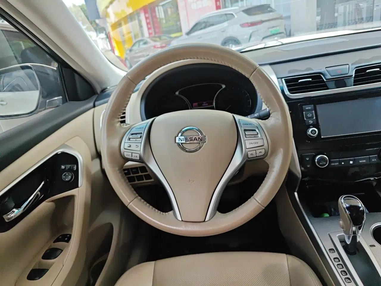 Nissan Teana 2016 2.0L XL Comfort Edition — миниатюра 10