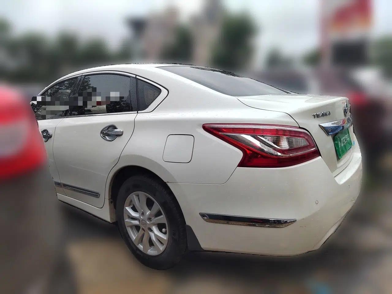 Nissan Teana 2013 2.0L XL Comfort Edition — миниатюра 4
