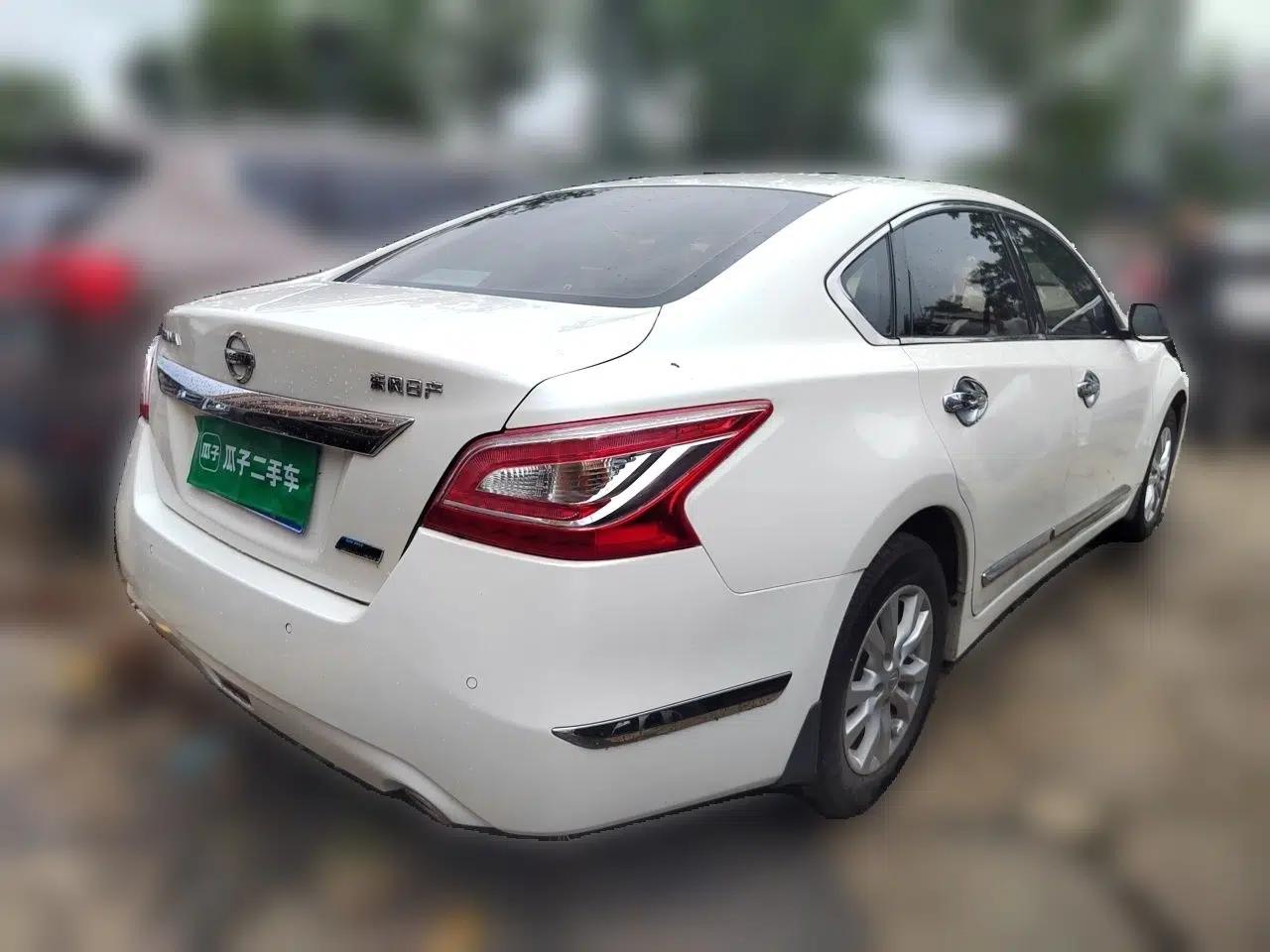 Nissan Teana 2013 2.0L XL Comfort Edition — миниатюра 6