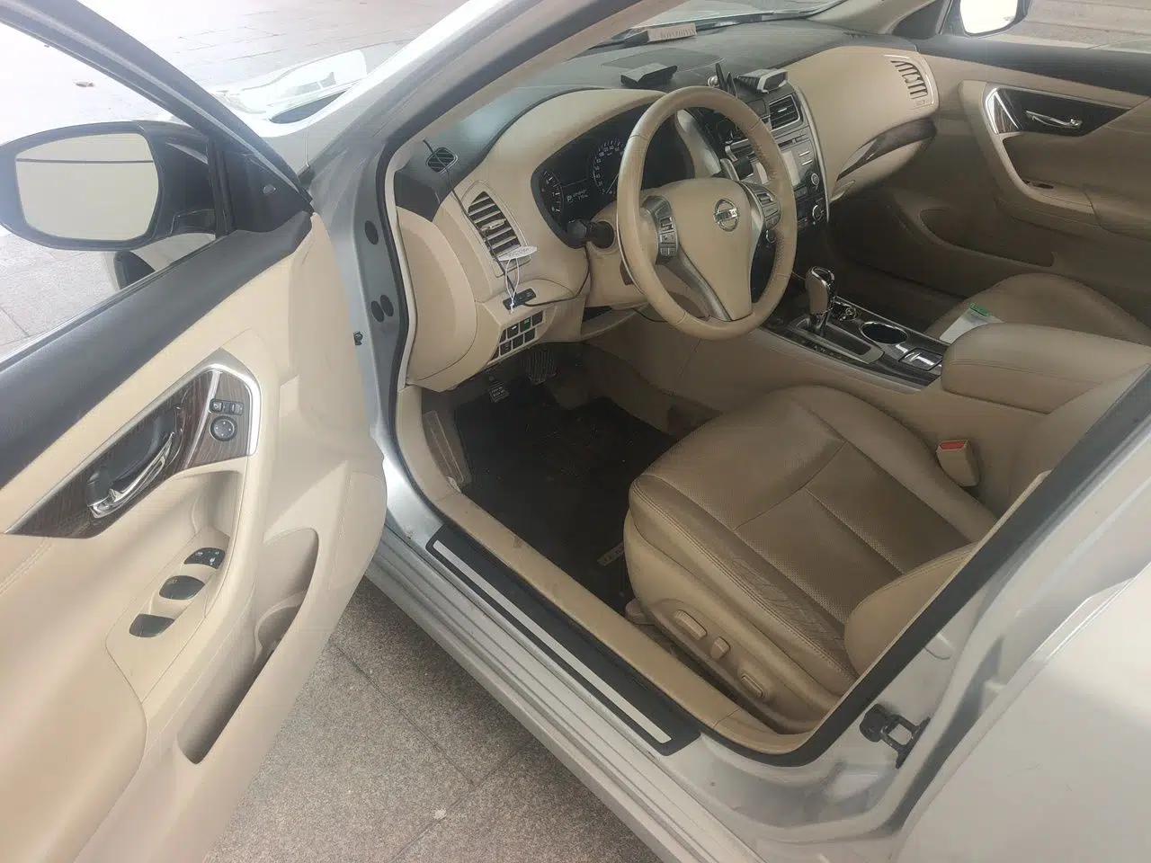 Nissan Teana 2014 2.5L XL Upper Tech Edition — миниатюра 16