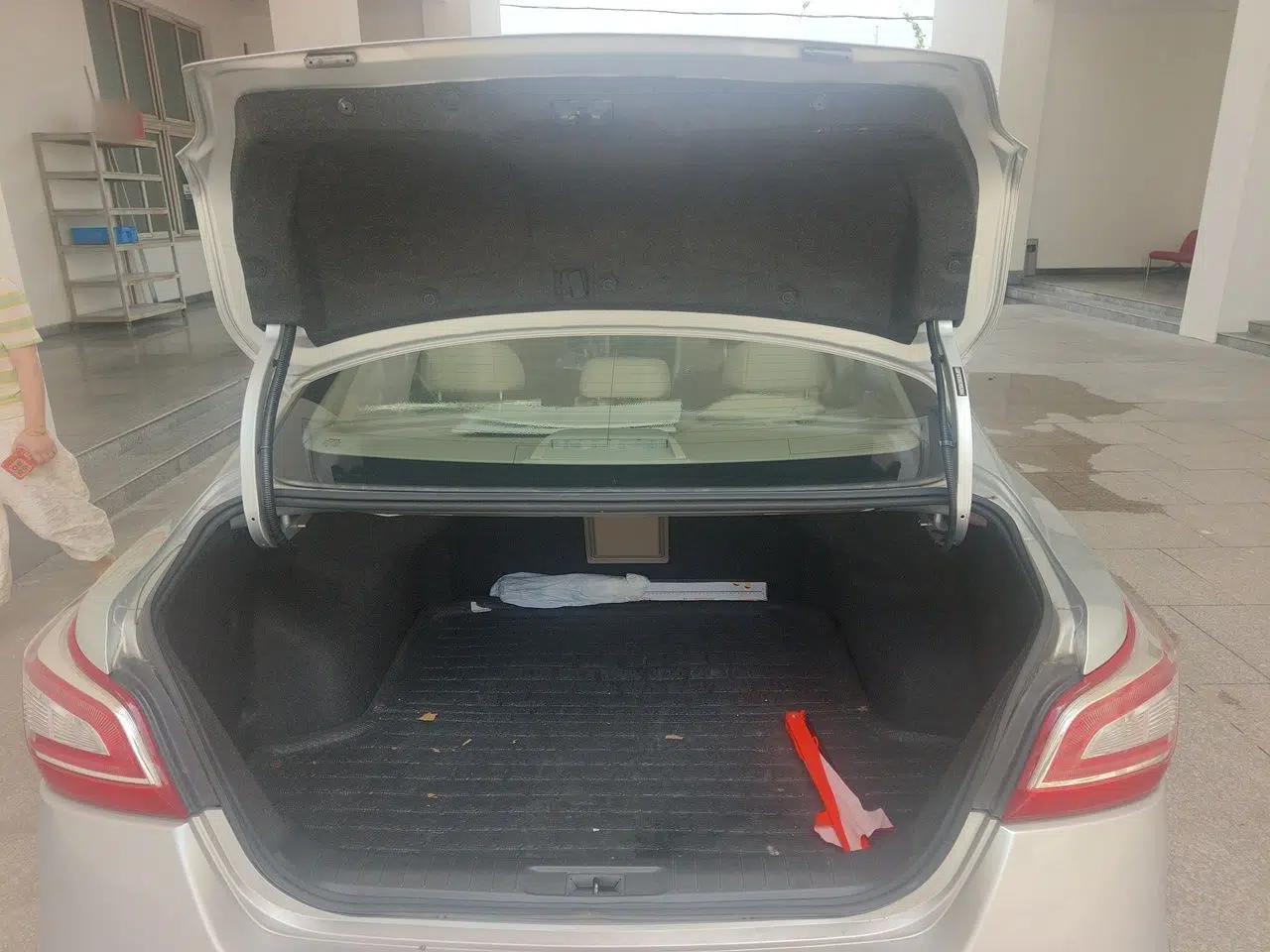 Nissan Teana 2014 2.5L XL Upper Tech Edition — миниатюра 19