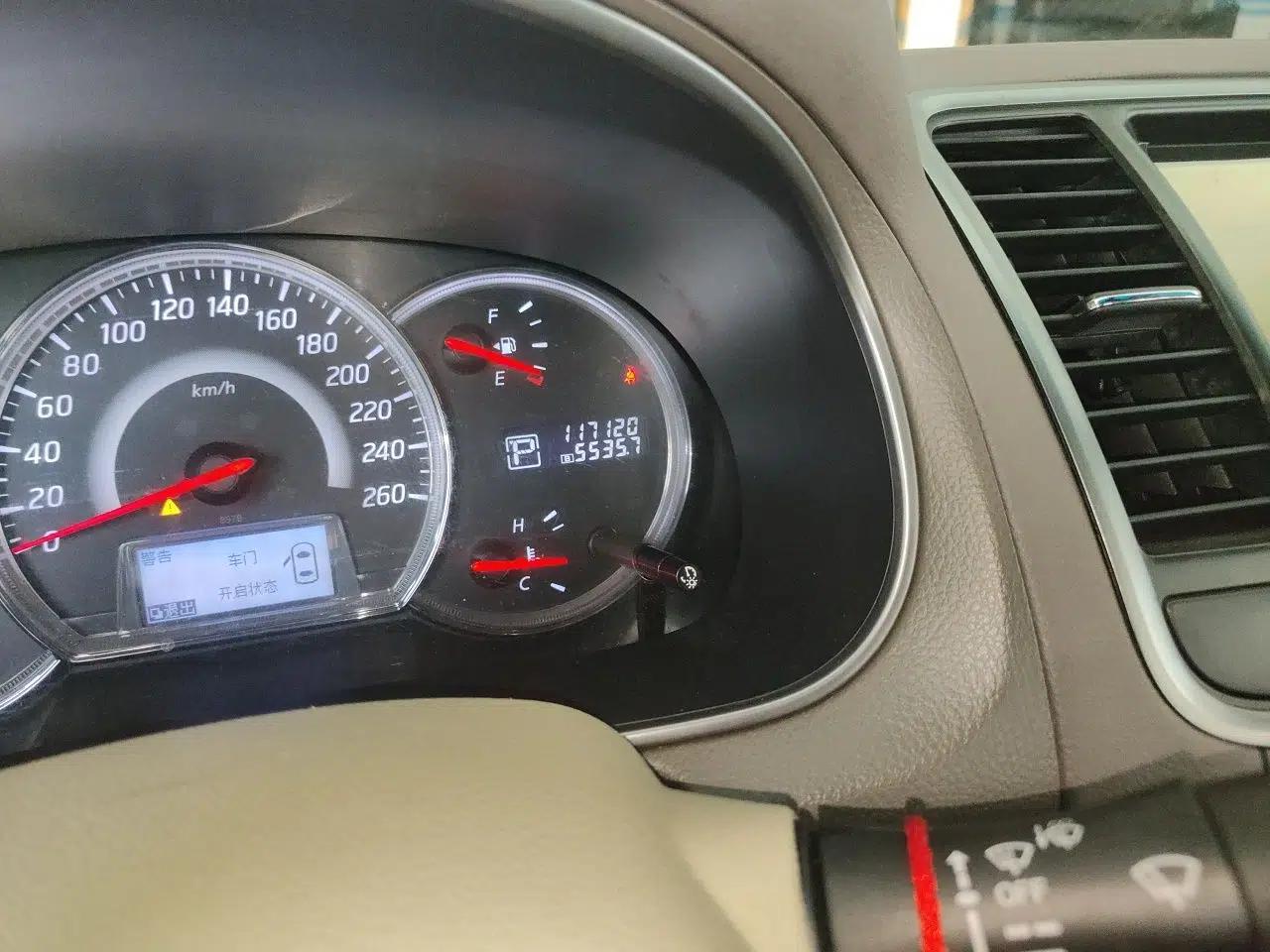 Nissan Teana 2012 2.5L XL Smart Enjoyment Version — миниатюра 12